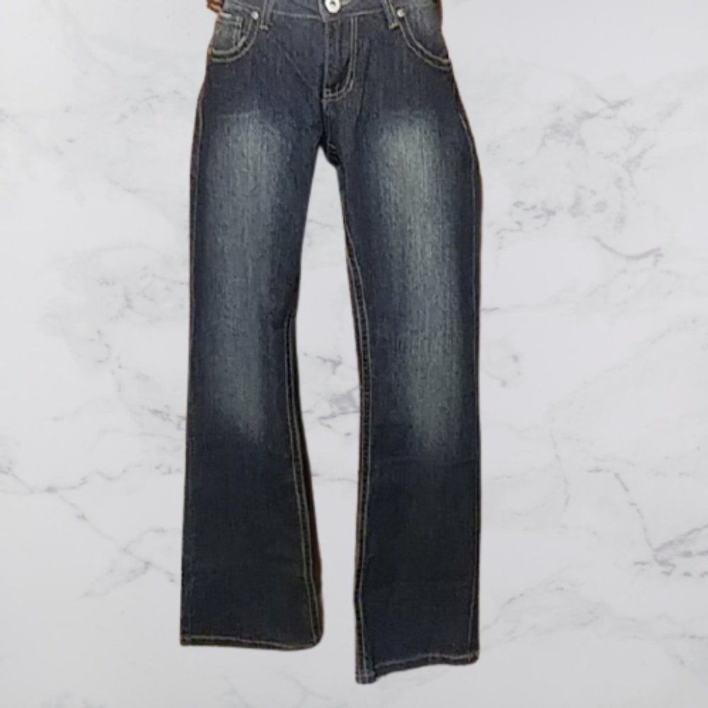 Rue 21 Slim Boot Cut size 5/6 or 7/8 short. NEW